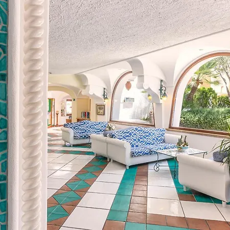 Tritone Resort&spa Hotel