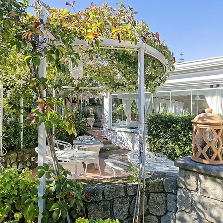 Hotel Tritone Resort&spa 4*