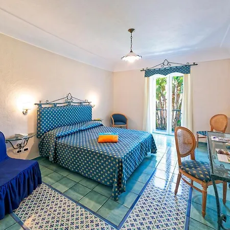 Tritone Resort&spa Hotel