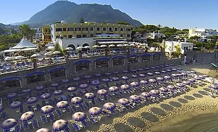 Tritone Resort&spa 4*