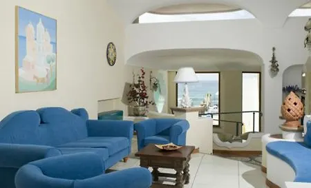 Tritone Resort&spa Hotel 4*