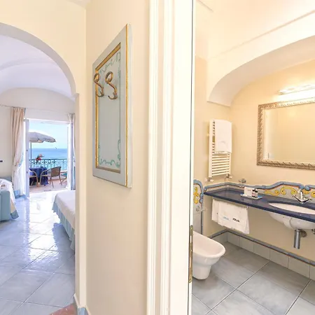 Tritone Resort&spa Hotel 4*