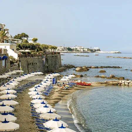 Terme Tritone & Отель Форио