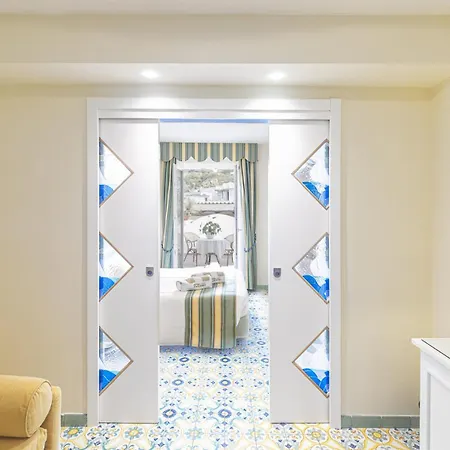 Tritone Resort&spa