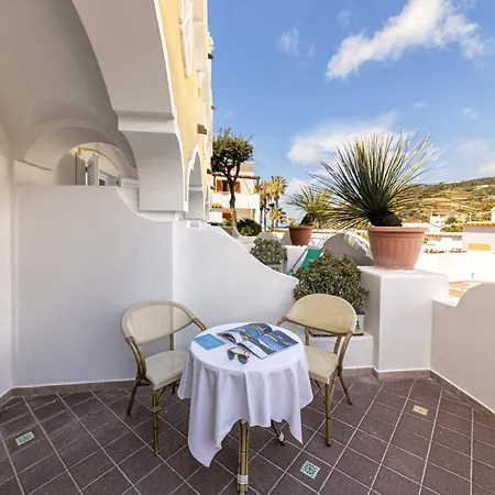 Tritone Resort&spa Hotel