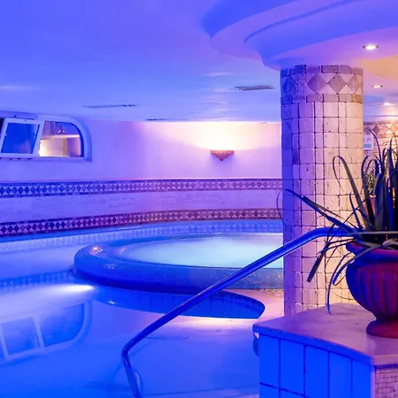Terme Tritone & Отель Форио