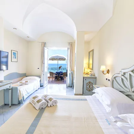 Terme Tritone & Forio (Isola d'Ischia)