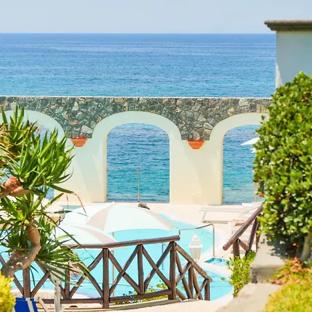 Terme Tritone & Forio (Isola d'Ischia)