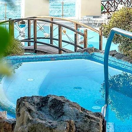 Terme Tritone & فندق 4*