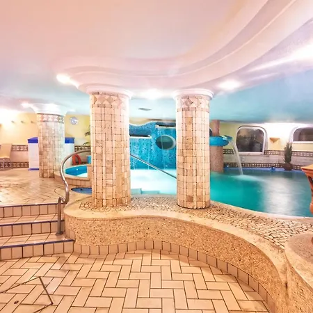 Tritone Resort&spa 4*