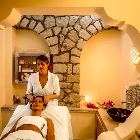 Tritone Resort&spa Hotel 4*