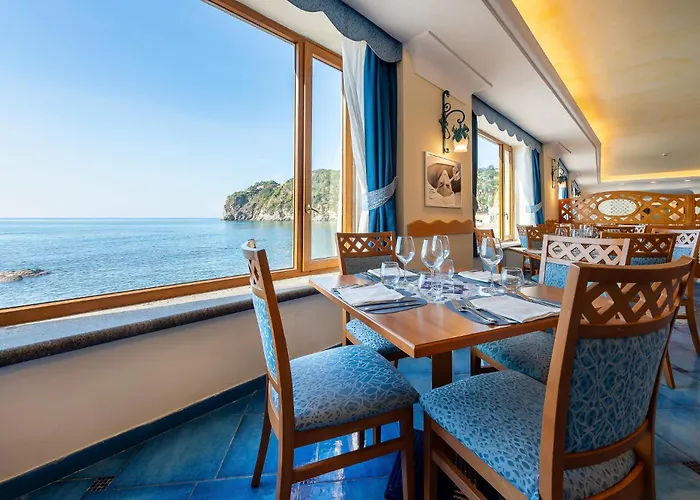 Terme Tritone & 4* Forio di Ischia