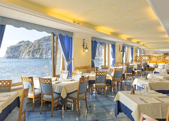 Terme Tritone & Hotell